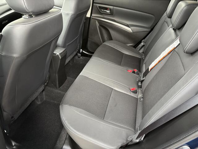 Suzuki S-Cross 1.4 Boosterjet Style Smart Hybrid | Panorama Dak | 360°Camera | Stoelverwarming | 6 jr. Suzuki garantie