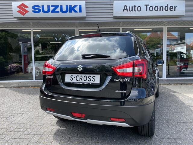 Suzuki S-Cross 1.4 Boosterjet Style Smart Hybrid/ Pano dak