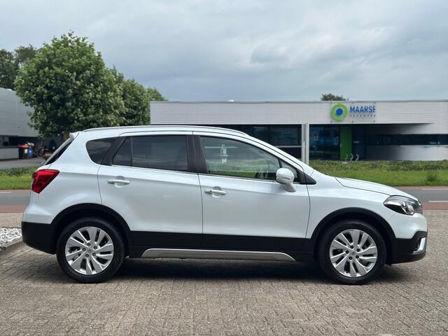 Suzuki S-Cross 1.4 Boosterjet Exclusive '' Trekhaak - Infotainmentsystem - Camera ''