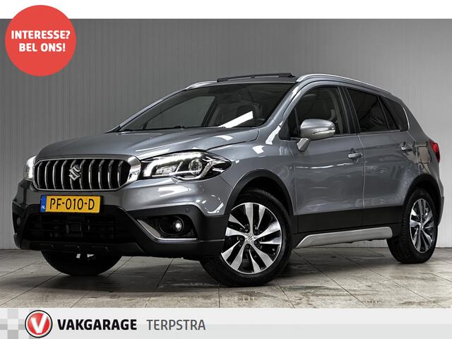 Suzuki S-Cross 1.0 Boosterjet High Executive/ Trekhaak/ Panorama-Dak/ Camera/ Apple + Android/ Leder/ Adaptive Cruise/ LED Koplampen/ Keyless/ Extra getint glas/ PDC V+A/ Navi/ Stoelverw./ Bluetooth/ Multi. LEDER. Stuur.
