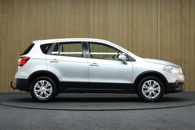 Suzuki S-Cross 1.0 Boosterjet Comfort | Cruise-control | Afneembare Trekhaak | Airco | LM Velgen | All-season Banden