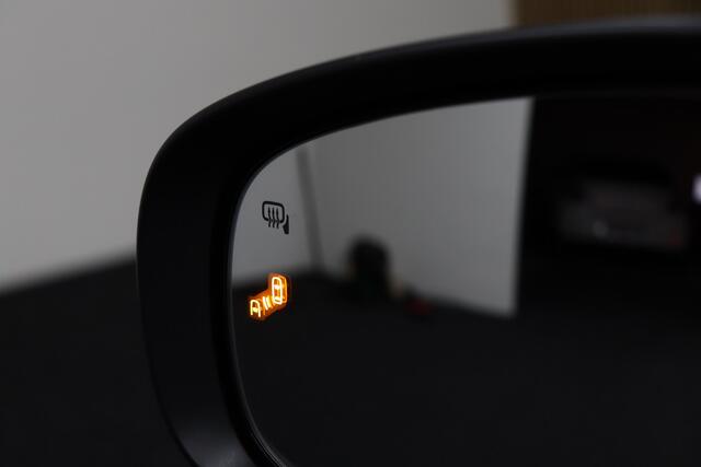 Suzuki S-Cross 1.5 Hybrid Select CVT Automaat | Adaptive-cruise | Camera | Clima | Navigatie | Apple Carplay & Android Auto | Parkeerhulp | Keyless | Dodehoekdetectie