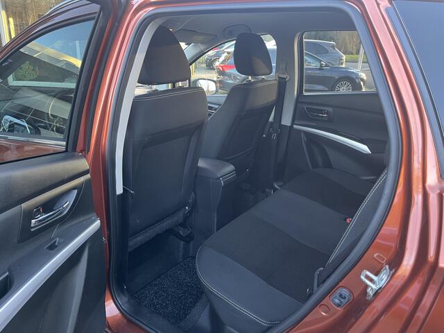 Suzuki S-Cross 1.0 Boosterjet Exclusive TREKHAAK STOELVERWARMING CARPLAY NAVI