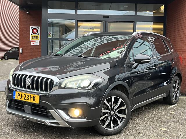 Suzuki S-Cross 1.0 Boosterjet Rhino // CAMERA // CLIMA // CRUISE // NAVI // TREKHAAK // APPLE CARPLAY - ANDROID AUTO // STOELVERWARMING //