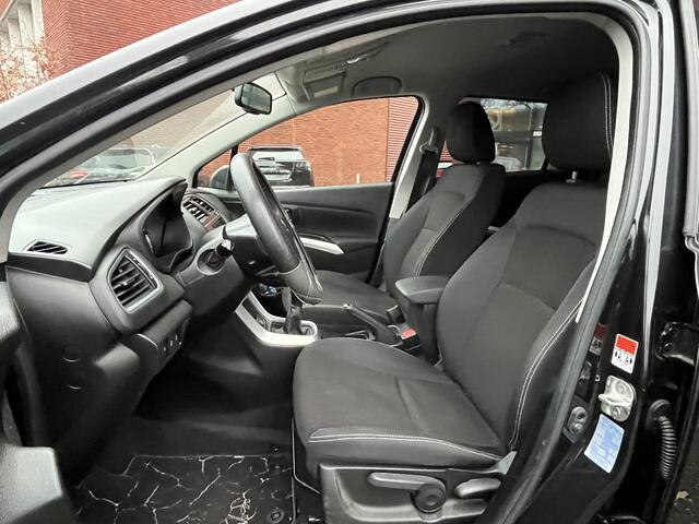 Suzuki S-Cross 1.0 Boosterjet Rhino // CAMERA // CLIMA // CRUISE // NAVI // TREKHAAK // APPLE CARPLAY - ANDROID AUTO // STOELVERWARMING //