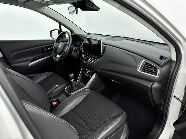Suzuki S-Cross 1.4 Boosterjet Style Smart Hybrid Limited | 360° Camera | Glazen Dak | Lederen/Stof Bekleding | Navigatie | Parkeersensoren V+A | Metallic Lak | Lichtmetalen Velgen |