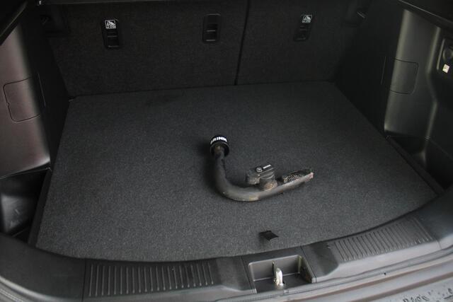 Suzuki S-Cross 1.4 Boosterjet Select Smart Hybrid Trekhaak afneembaar, Stoelverwarming, Cruise Control Adaptief, Parkeersensoren Voor en Achter