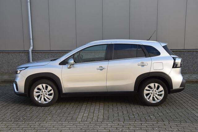 Suzuki S-Cross 1.4 Boosterjet Select Smart Hybrid | 1500 kg trekgewicht | tot 10 jaar garantie!! | Parkeersensoren |