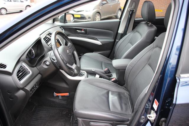 Suzuki S-Cross 1.4 Boosterjet Style Hybrid Automaat | Trekhaak | Open dak | 10 jaar garantie |