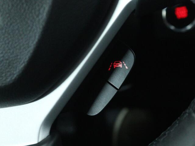 Suzuki S-Cross 1.4 Boosterjet Style Smart Hybrid Apple Carplay , Android Auto / 360 camera / navigatie / 4 seizoenen banden