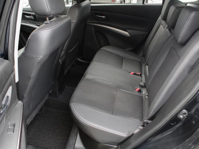 Suzuki S-Cross 1.5 Hybrid Style Automaat | Navi | Adap. Cruise | 360* Camera | Lm-Velgen