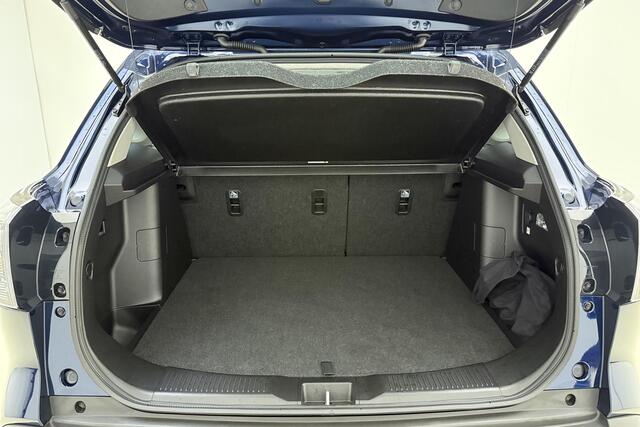 Suzuki S-Cross 1.4 Boosterjet Style Smart Hybrid | Panoramisch schuif/kanteldak | Trekhaak | Navigatie | Elektrisch inklapbare spiegels | Climate control | Stoelverwarming | Weinig kilometers