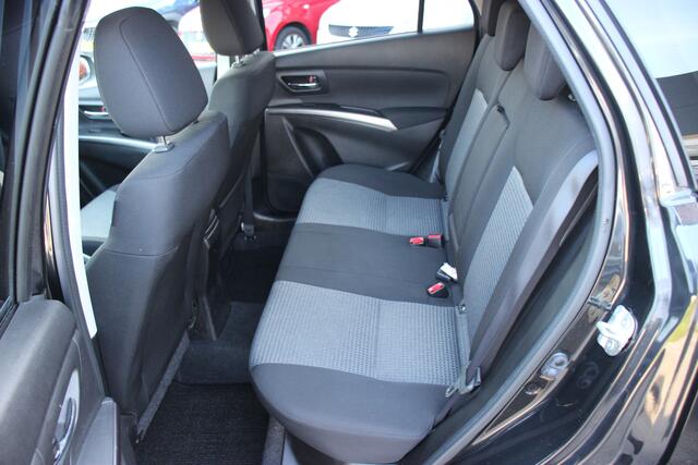 Suzuki S-Cross 1.4 Boosterjet Select Hybrid Automaat | Trekhaak | Carplay/Android auto | Keyless | BSM |