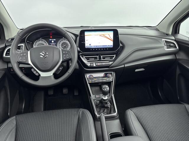 Suzuki S-Cross 1.4 Boosterjet Style Smart Hybrid | Schuif/kantel dak | 360 camera | Dodehoek Detectie | Parkeersensoren voor+achter | Navigatie | Apple CarPlay/Android Auto | Stoelverwarming | Climate Control |