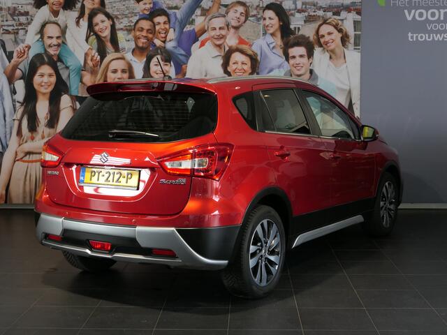 Suzuki S-Cross 1.4 Boosterjet High Executive - Elektr. Panoramadak - Allseasons - Lederen bekleding - Stoelverwarming - Camera