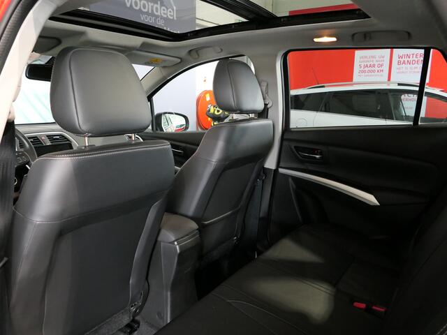 Suzuki S-Cross 1.4 Boosterjet High Executive - Elektr. Panoramadak - Allseasons - Lederen bekleding - Stoelverwarming - Camera