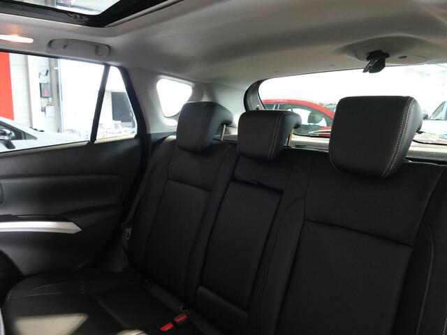 Suzuki S-Cross 1.4 Boosterjet High Executive - Elektr. Panoramadak - Allseasons - Lederen bekleding - Stoelverwarming - Camera