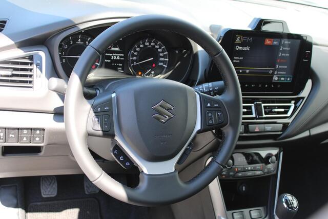 Suzuki S-Cross 1.4 Boosterjet Style Smart Hybrid Draadloos Apple Carplay/Android Auto, Stijl Uitvoering, Nieuwe Auto uit voorraad leverbaar!