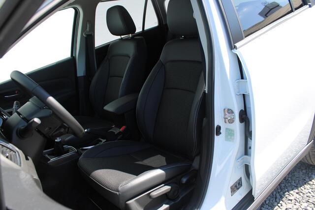 Suzuki S-Cross 1.4 Boosterjet Style Smart Hybrid Draadloos Apple Carplay/Android Auto, Stijl Uitvoering, Nieuwe Auto uit voorraad leverbaar!