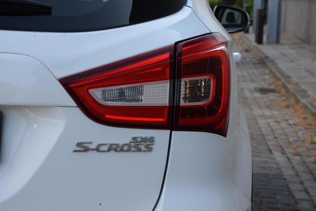 Suzuki S-Cross 1.0 Boosterjet Exclusive | trekhaak | navigatie | achterruitrijcamera |