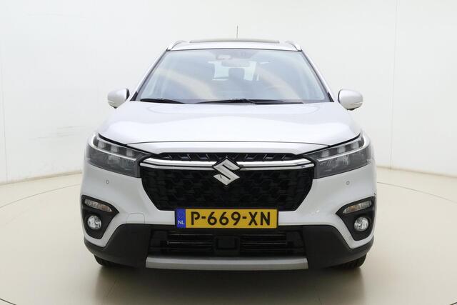 Suzuki S-Cross 1.4 Boosterjet Style Smart Hybrid 110pk | Panoramadak | Navigatie | Camera | Trekhaak | Cruise Control Adaptief | Climate Control | Stoelverwarming