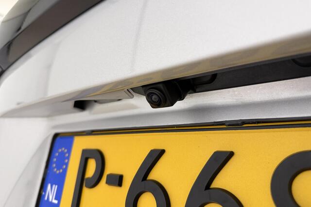 Suzuki S-Cross 1.4 Boosterjet Style Smart Hybrid 110pk | Panoramadak | Navigatie | Camera | Trekhaak | Cruise Control Adaptief | Climate Control | Stoelverwarming