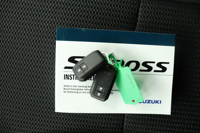 Suzuki S-Cross 1.4 Boosterjet Style Smart Hybrid | Climate control | Cruise control | Navigartie | Apple carplay, Android auto | Leder | Stoelverwarming | Camera |