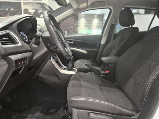 Suzuki S-Cross 1.0 Boosterjet Select | Trekhaak | Stoelverwarming | Camera | Navigatie |