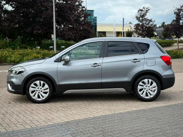 Suzuki S-Cross 1.0 B.JET EXCLUSIVE CARPLAY PARKEERSENSOREN