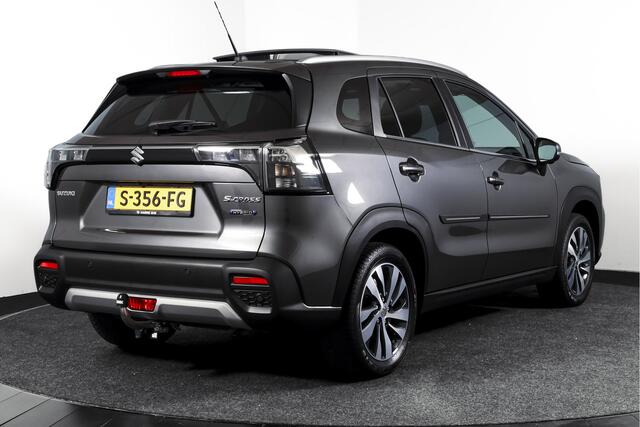 Suzuki S-Cross 1.5 Hybrid Style Orig. NL | S/K-Panodak | Adapt. Cruise | Stoelverw. | 360 Camera | PDC | NAV+App. Connect | Afn. Trekhaak | ECC | LM 17" |