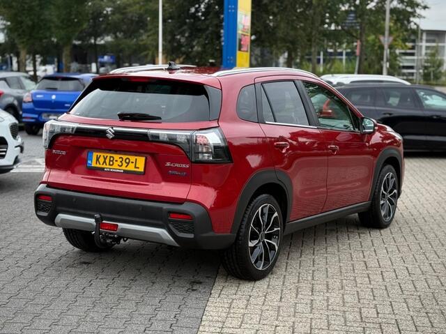 Suzuki S-Cross 1.5 HYBRID A/T STYLE TREKHAAK PANO 360CAMERA CARPLAY NAVI ADD. CRUISE