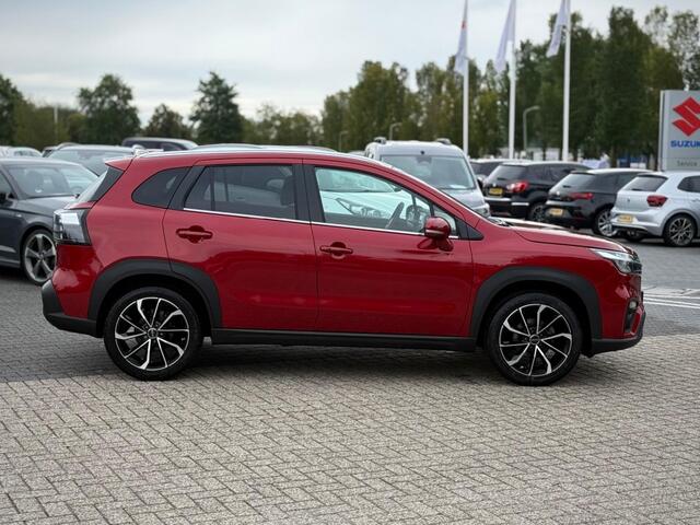 Suzuki S-Cross 1.5 HYBRID A/T STYLE TREKHAAK PANO 360CAMERA CARPLAY NAVI ADD. CRUISE
