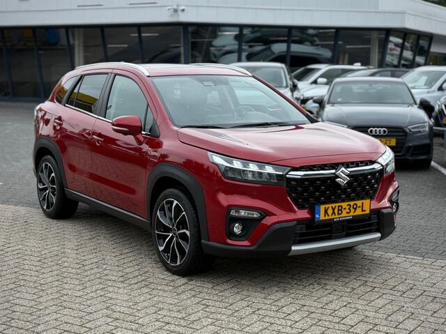 Suzuki S-Cross 1.5 HYBRID A/T STYLE TREKHAAK PANO 360CAMERA CARPLAY NAVI ADD. CRUISE