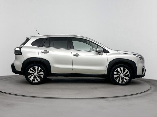 Suzuki S-Cross 1.4 Boosterjet Style Smart Hybrid | Elektrisch glazen panorama-dak | 360° Camera | Stoelverwarming | Parkeersensoren | Half lederen bekleding | ***