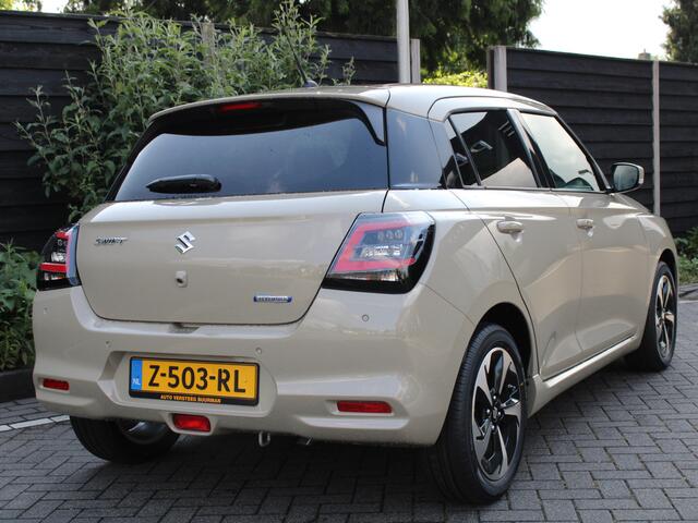 Suzuki SWIFT 1.2 Style Smart Hybrid 82PK 5DRS Navigatie, Parkeerhulp achter, Camera Achter, Lichtmetalen velgen