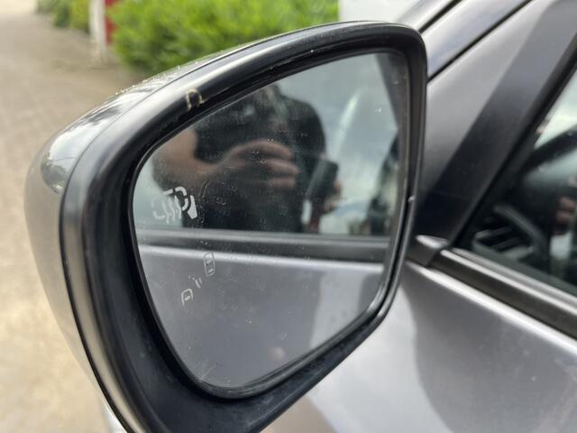 Suzuki SWIFT 1.2 Select Smart Hybrid