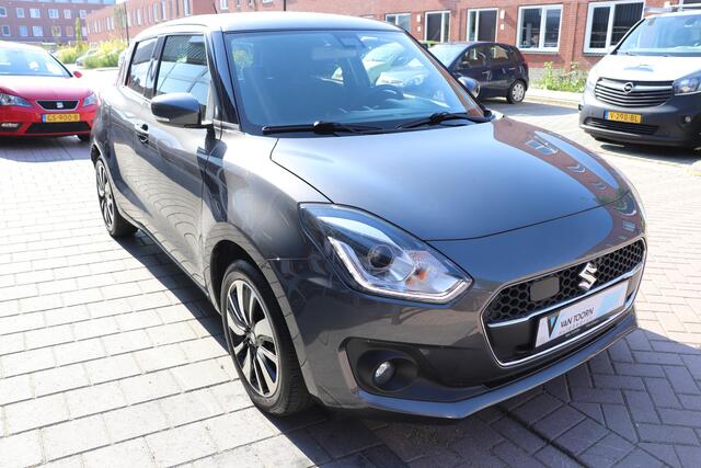 Suzuki SWIFT 1.0 Stijl Automaat. Navigatie.