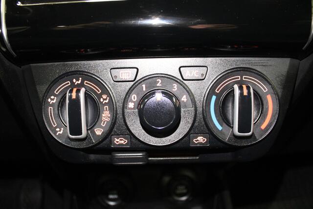 Suzuki SWIFT 1.2 Style Smart Hybrid Airco, Cruise Control, Navigatie, Stuurbekrachtiging