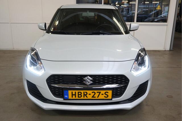 Suzuki SWIFT 1.2 Comfort Smart Hybrid Airco DAB Cruise C. Adaptief