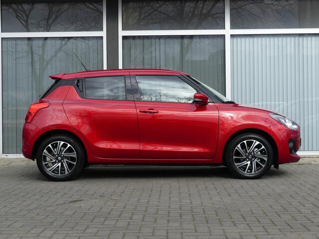 Suzuki SWIFT 1.2 Style Smart Hybrid Cruise Control, Navigatie, Climate Control achteruitrijcamera