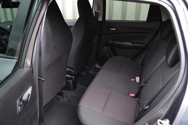 Suzuki SWIFT 1.4 Sport Smart Hybrid Navi/Camera/Acc/17'' inch