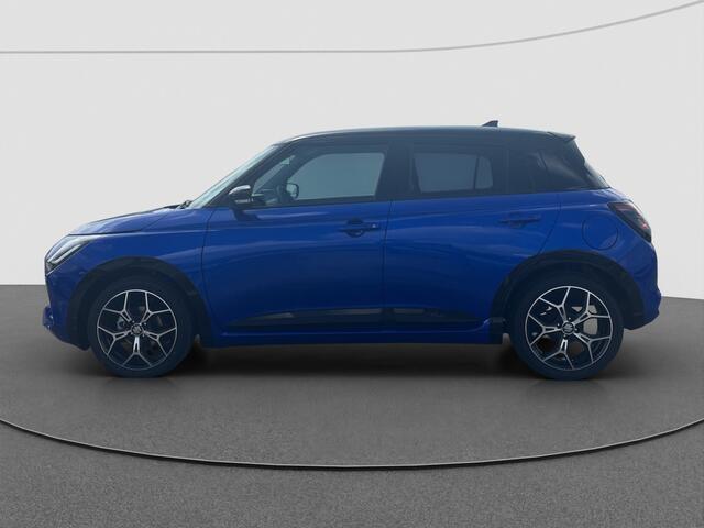 Suzuki SWIFT 1.2 Style Smart Hybrid | Black Rhino Pack | Stoelverwarming | Parkeersensoren | Achteruitrijcamera |