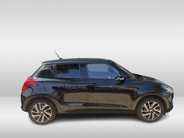 Suzuki SWIFT 1.2 Style Smart Hybrid | cruise control | navigatie | voorstoelen verwarmd |
