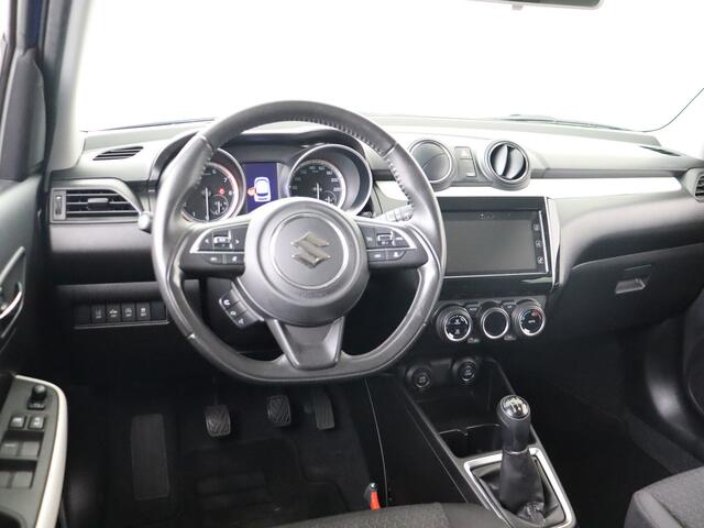 Suzuki SWIFT 1.2 Stijl Smart Hybrid Go I Navigatie I Climate Control I Cruise Control I Camera I Stoelverwarming Voor I 1e Eigenaar I Dealer Onderhouden I Afneembare Trekhaak I