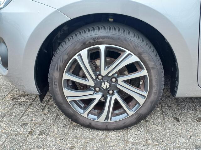Suzuki SWIFT 1.2 Style Smart Hybrid Clima/Cruise/Navi