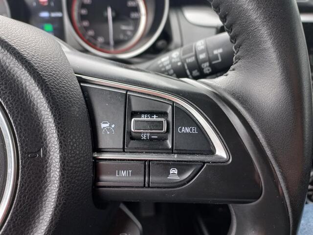 Suzuki SWIFT 1.2 Style Smart Hybrid Clima/Cruise/Navi