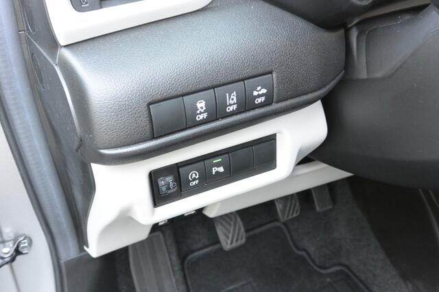 Suzuki SWIFT 1.2 Select Smart Hybrid - Demo STUNTPRIJS !
