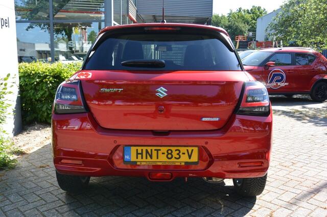 Suzuki SWIFT 1.2 Style AllGrip (4x4) 5-deurs Smart Hybrid Navigatie/Cruise