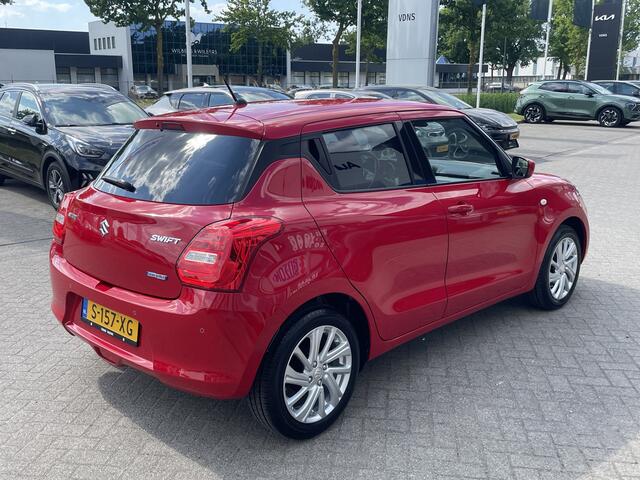 Suzuki SWIFT 1.2 Select Smart Hybrid | Stoelverwarming | Carplay | Cruise control adaptief |