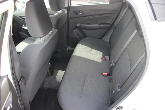 Suzuki SWIFT 1.2 Stijl/Style Automaat | Navi | Clima | Adapt. cruise control |